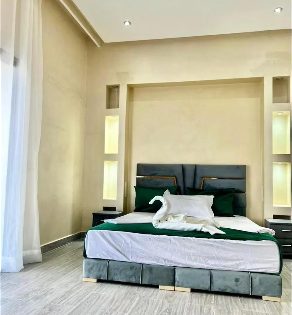 Magnifique Villa A Targa contacts